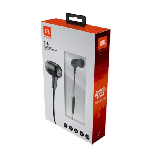 JBL E15 in-Ear Headphones with Mic 5
